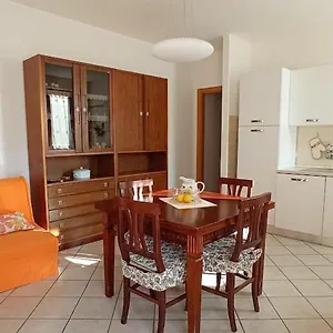 https://appartamento-il-glicine.it-tuscanyhotel.com